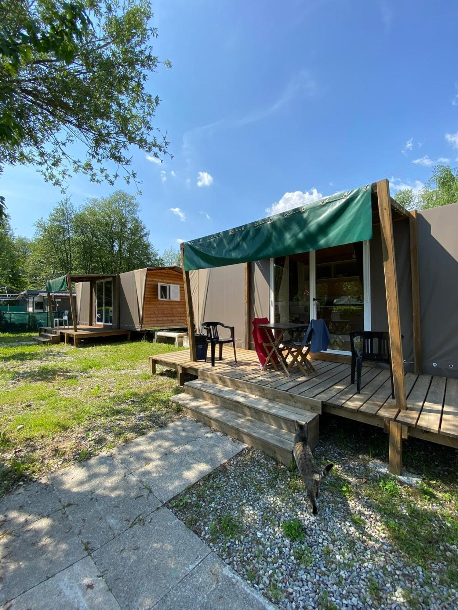 Camping Montorfano エクステリア 写真