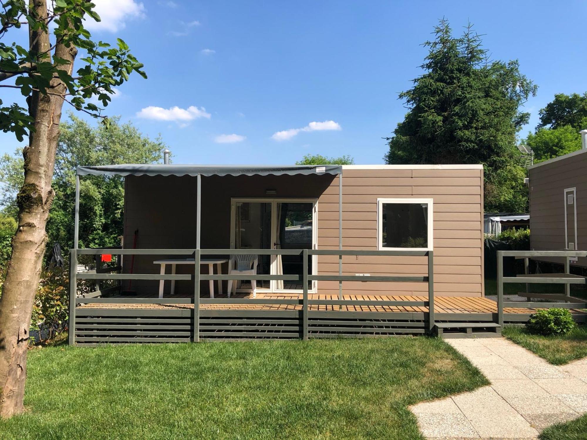 Camping Montorfano エクステリア 写真