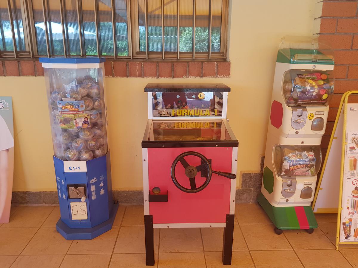 Camping Montorfano エクステリア 写真